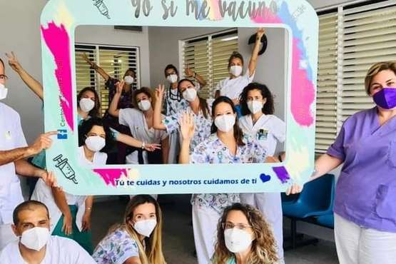 Vacunación contra la Covid-19 en el Centro de Salud de El Calero/TA.